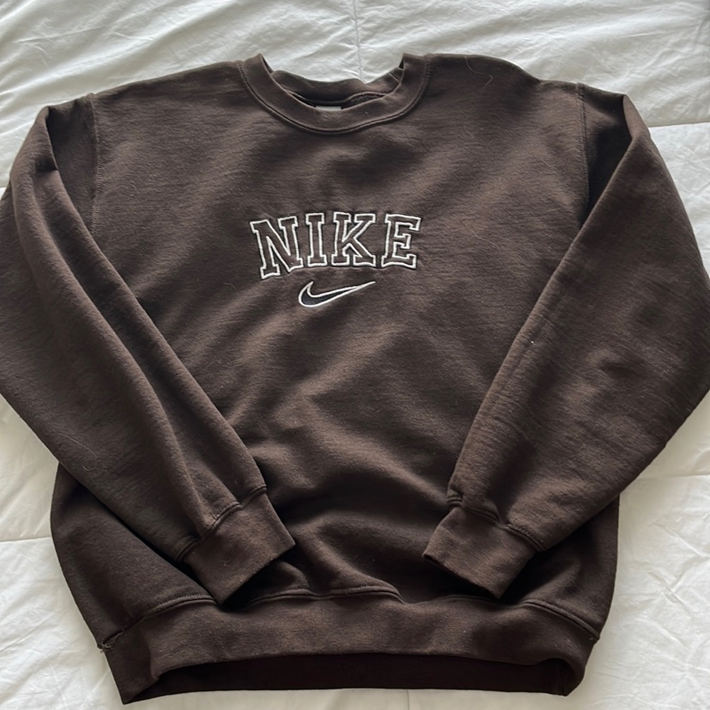 nike crew neck